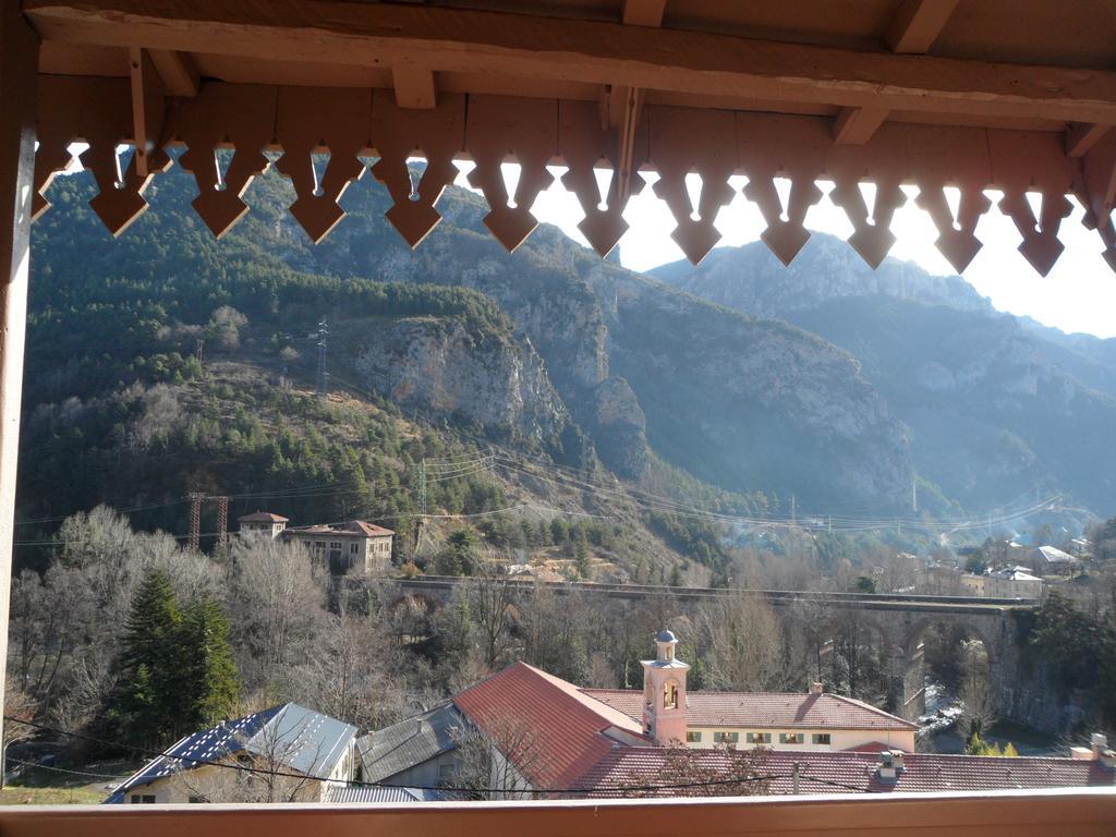 Chambres D'Hotes Casa Sylvana Saint-Dalmas-de-Tende Buitenkant foto